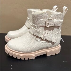 Cream/light pink. Girls Ankle Boots with Buckle Straps. New with tags. Size 8.